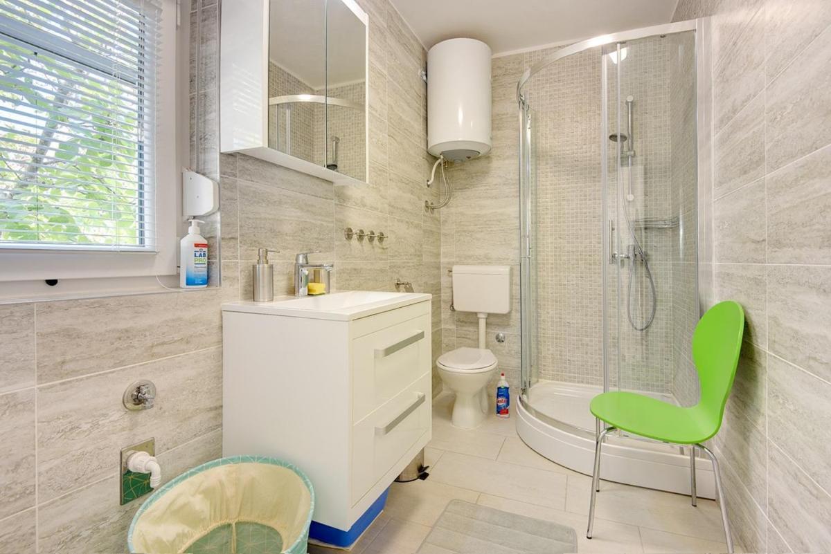 Apartment Zajec Premantura Kültér fotó