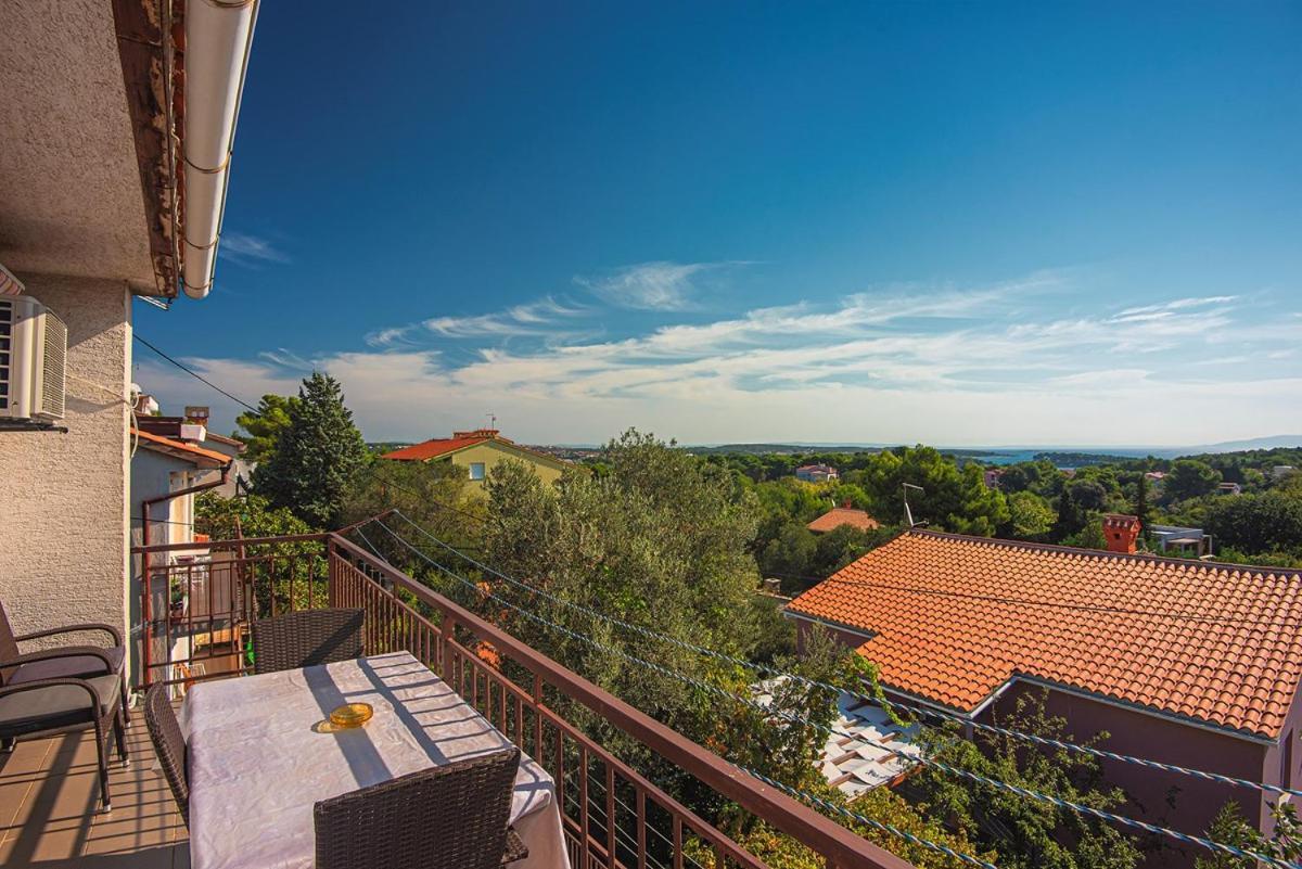 Apartment Zajec Premantura Kültér fotó
