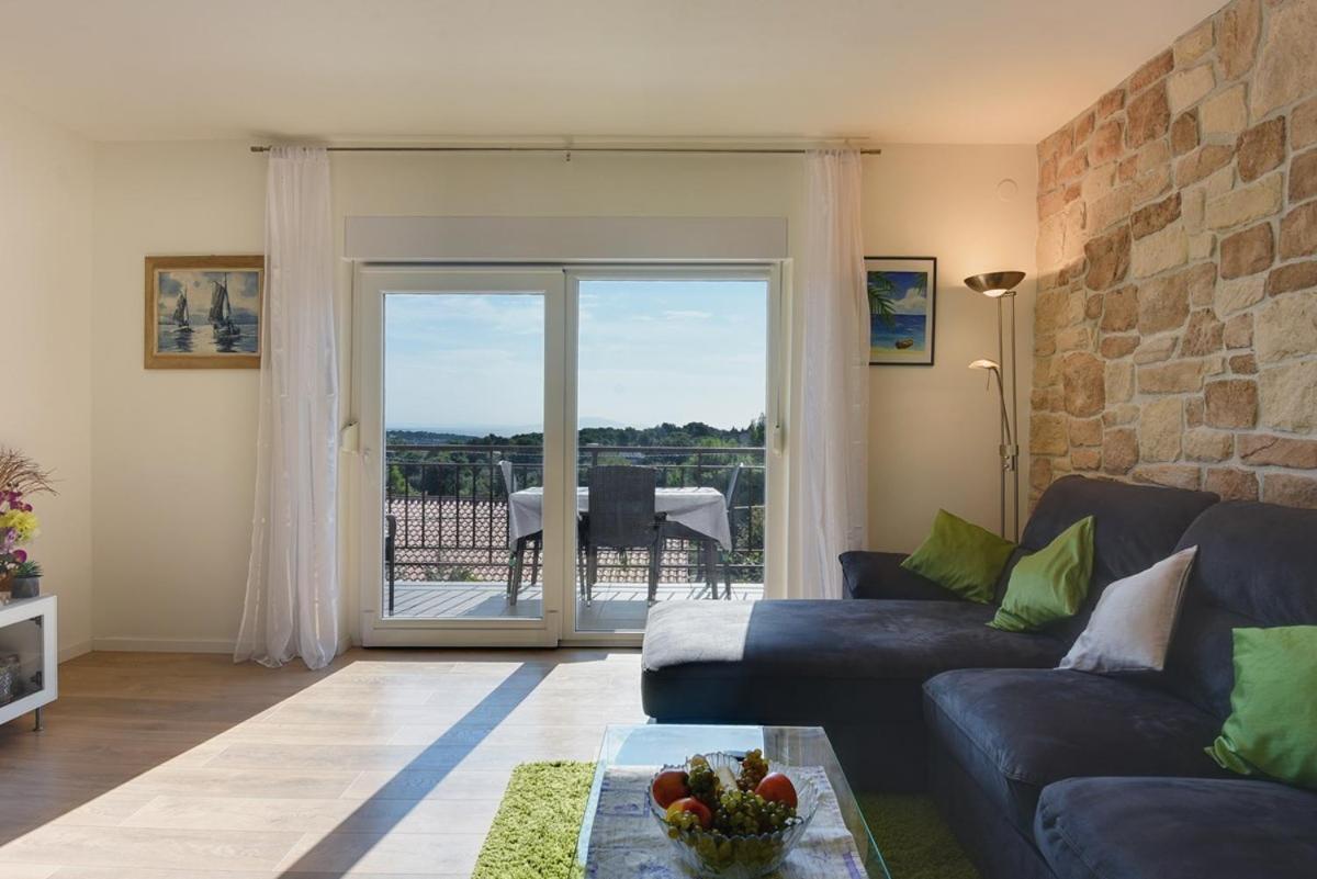 Apartment Zajec Premantura Kültér fotó